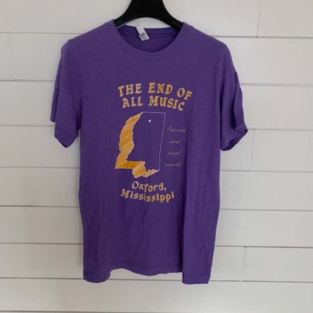 Z1018  Music Store Tee